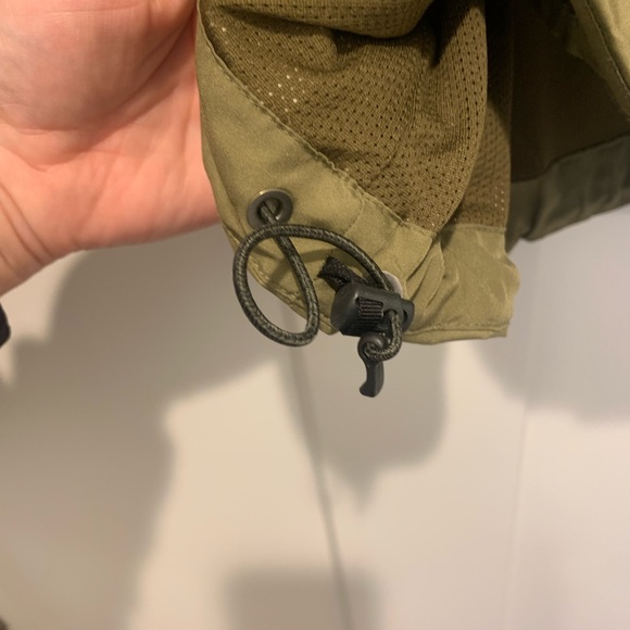 REI Windbreaker Jacket - Picture 6 of 6